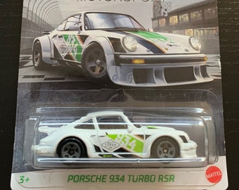 ホットウィール ポルシェ 934 ターボ RSR - ホワイト、ブラック