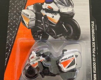 Matchbox BMW R1200 RT-P Police Motorcycle-Black And White-Long Card-Hard to Find Collector Miniature Model 1/64
