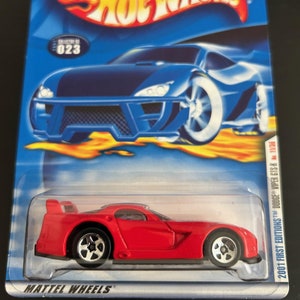 Hot Wheels Dodge Viper GTS-R -Rot mit silbernem Streifen-2001 Erstausgaben-Lange Karte -Schwer, Sammler-Miniaturenmodell 1/64 zu finden