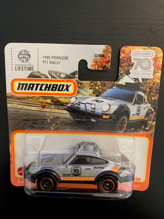 Matchbox 1985 Porsche 911 Rally-silver With Black Interior-short