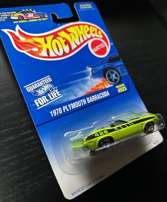 ホットウィール 1970 プリムス バラクーダ - グリーン、ブラック