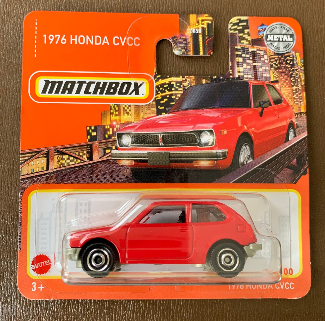ミニカー MATCHBOX 1976 HONDA CVCC Amazon.com: Matchbox 1976 Hon-da CVCC - red - 21/100 : Toys