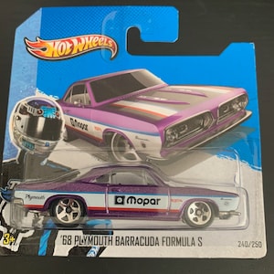 Hot Wheels 1968 Plymouth Barracuda Formula S-Purple With Black Interior-Short Card -Hard to Find Collector Miniature Model 1/64