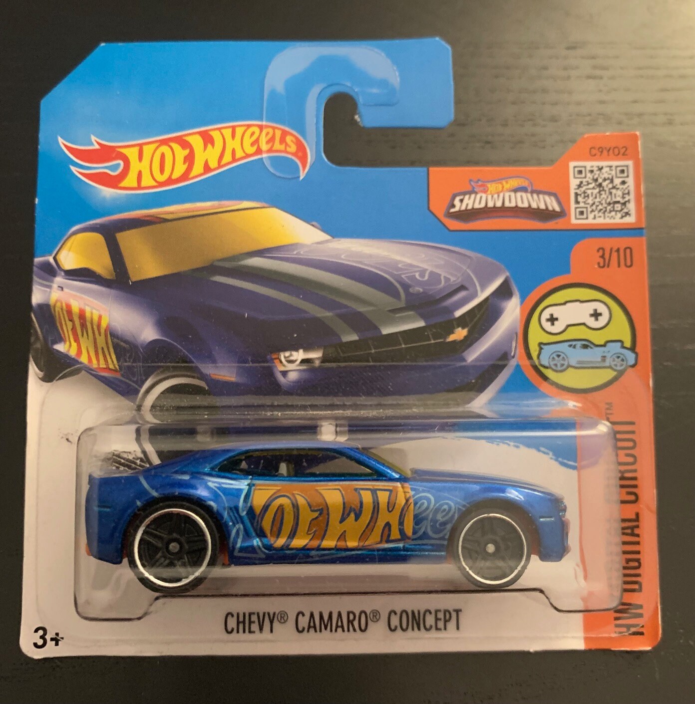 Hot Wheels Chevrolet Camaro Concept blue With Yellow Windows 2016