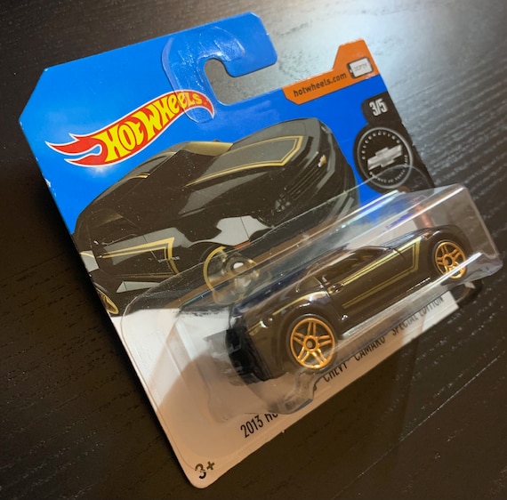 Hot Wheels Chevrolet Camaro 2013 Edición Especial - Negro con