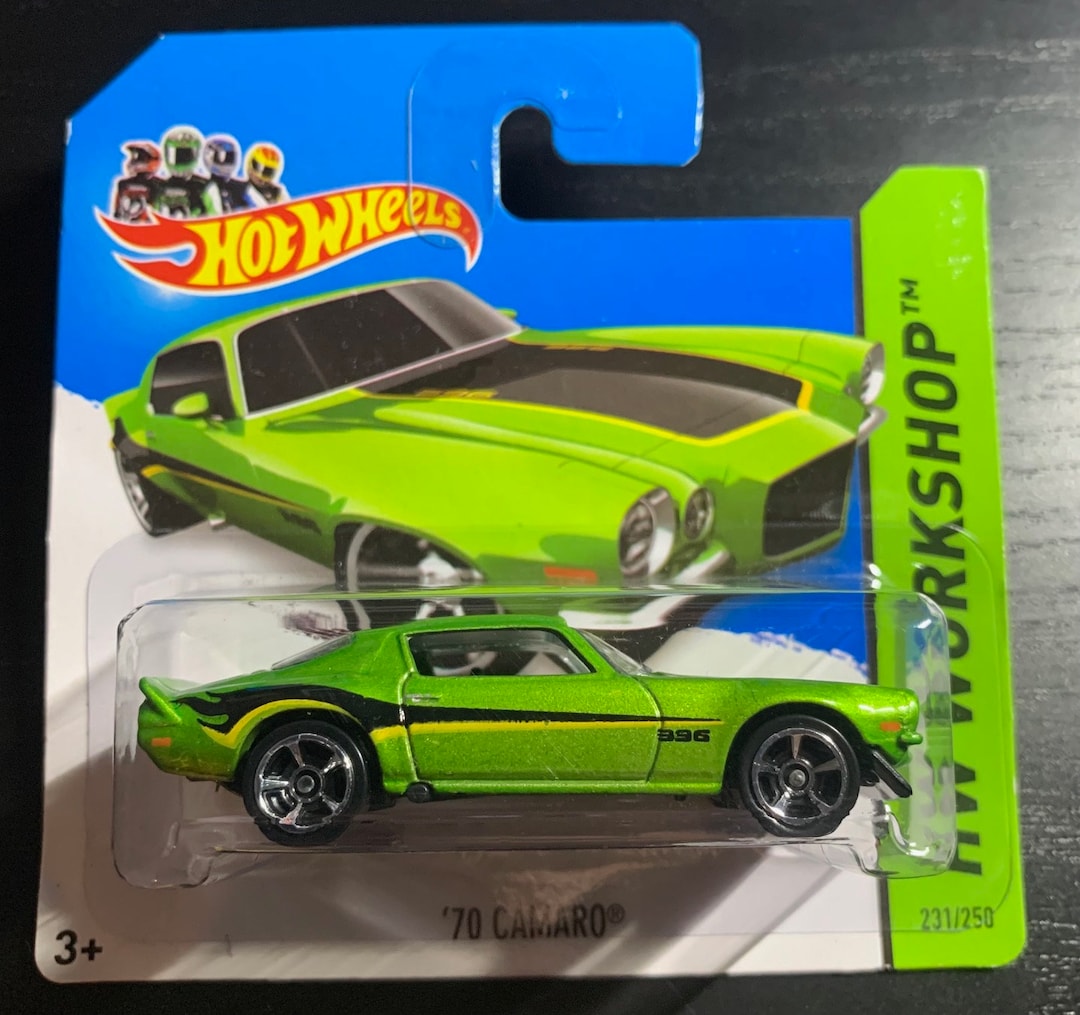Hot Wheels 1970 Chevrolet Camaro-green With Black Stripe-2014
