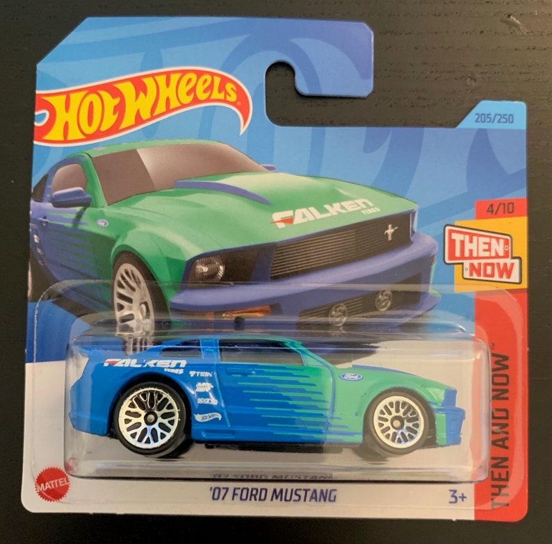 Hot Wheels 2007 Ford Mustang