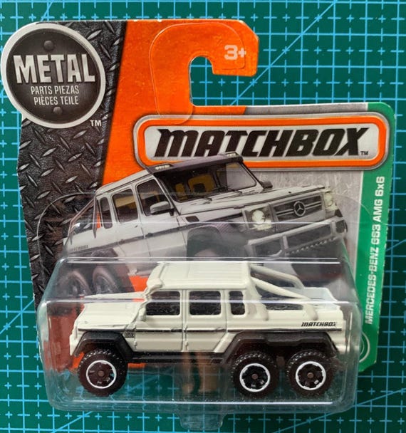マッチボックス メルセデス・ベンツ G63 AMG 6X6 - ホワイト＆ブラック