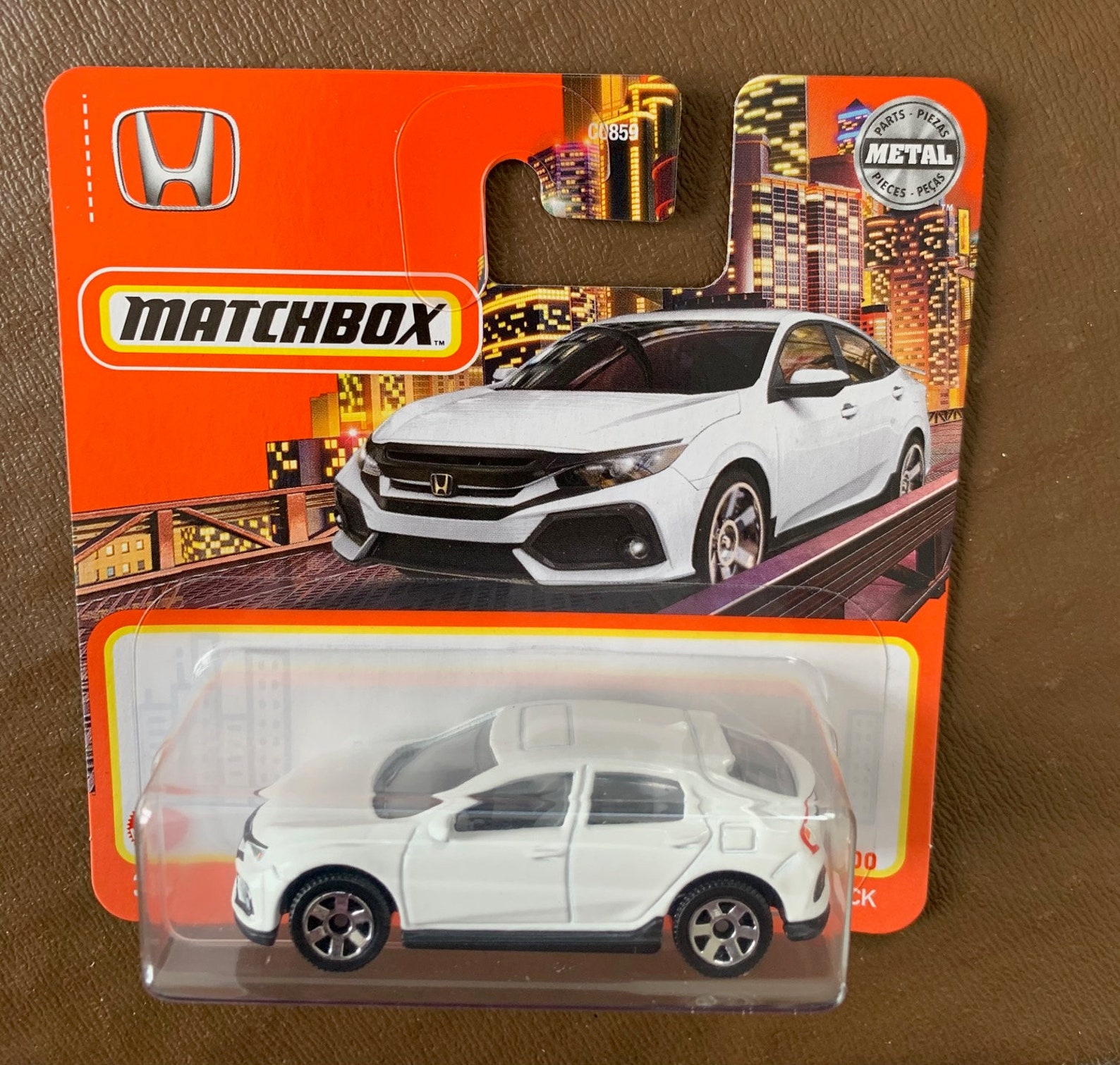 Matchbox 2017 Honda Civic Hatchbackwhite With Grey Interiorshort Card