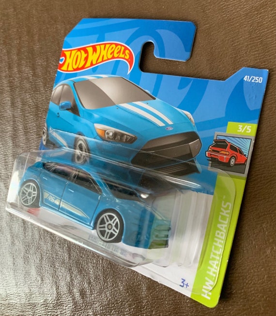 Hot Wheels Ford Focus RS Bleu rayures blanches Carte courte