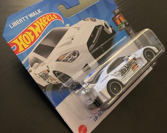 Hot Wheels Liberty Walk-silhouette Works GT Nissan 35GT-RR -white
