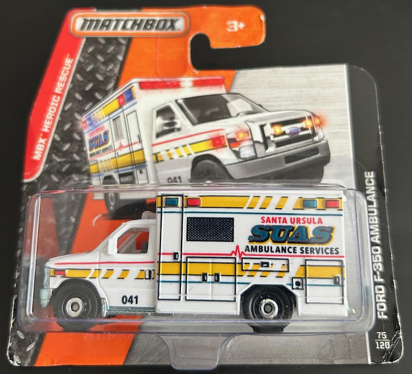 Matchbox 2009 Ford F-350 Ambulance-white- Short Card -hard to Find