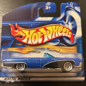 Hot Wheels 1964 Lincoln Continental- Blau Mit Weißem Interieur-2001 Kurze Karte-Schwer, Sammler-Miniaturmodell 1/64 zu finden