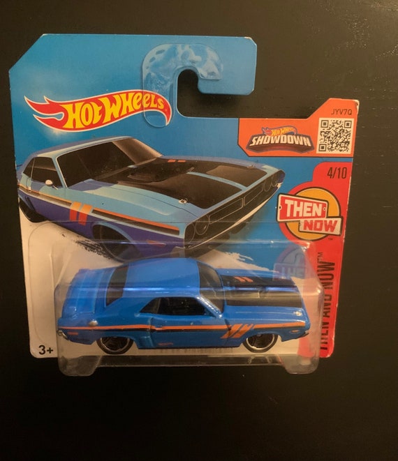 Hot Wheels 1971 Dodge Challenger-blue With Black/orange Stripes
