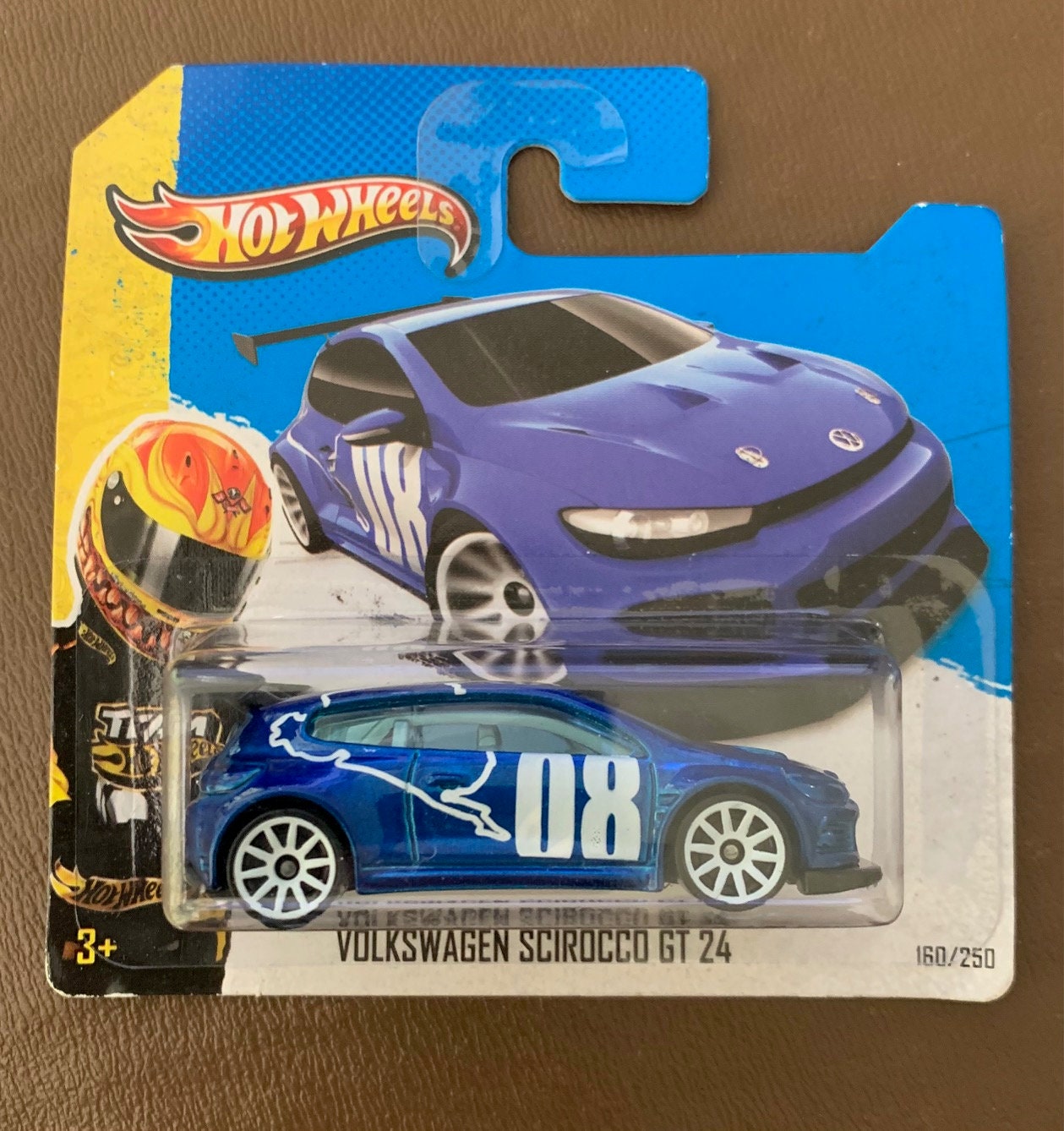 Hot Wheels Scirocco GT 24 ミニカー Hot Wheels Volkswagen Scirocco GT 24-niebieski z naklejką