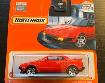 マッチボックス 2016 アルファロメオ ジュリア - ホワイト、ブラック