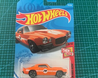 ホットウィール '70 シボレー カマロ RS - HW: 70 年代 VS 90 年代