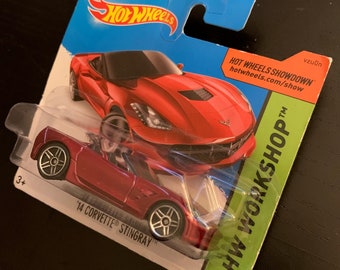 Hot Wheels 2014 Chevrolet C7 Corvette Stingray-red With Black