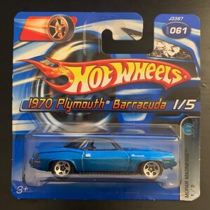 Hot Wheels 1970 Plymouth Barracuda- Blau mit schwarzem Interieur- Kurze Karte- schwer zu finden Sammler Miniatur Modell 1/64