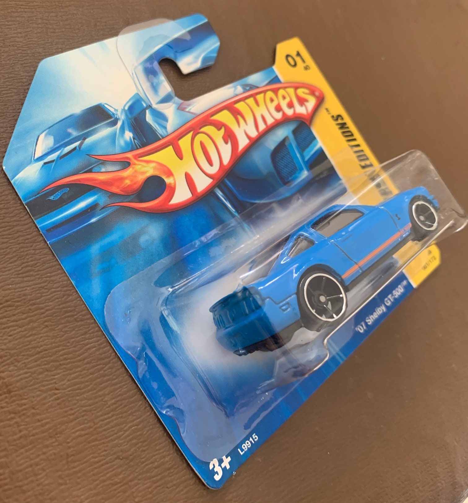 Hot Wheels 2007 Ford Shelby Gt-500-blue With Orange Stripes