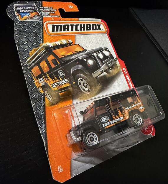 Matchbox Land Rover Defender 110-matte Black With Orange Windows