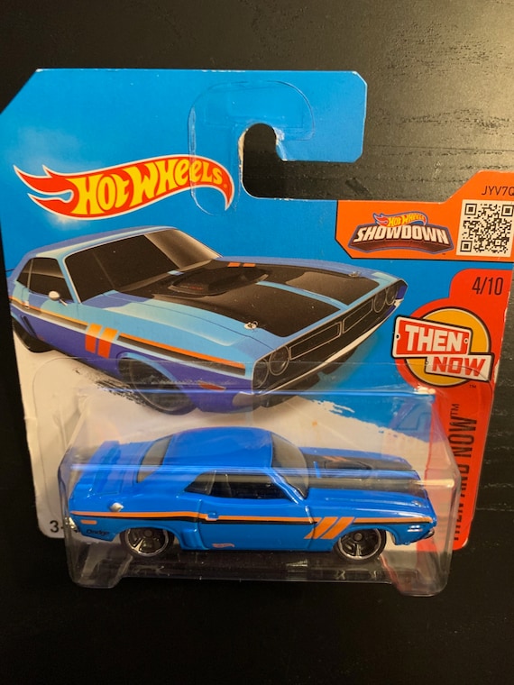 Hot Wheels 1971 Dodge Challenger-Blau mit Schwarz/Orange Streifen