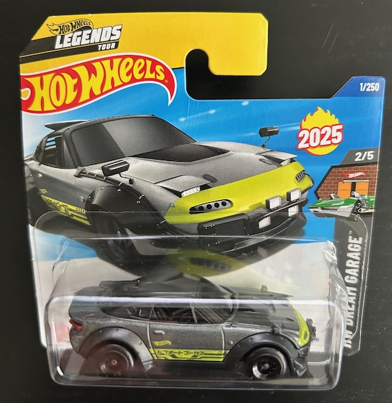 Hot Wheels Mazda MX-5 Miata-grey With Black Wheels-short Card-hard