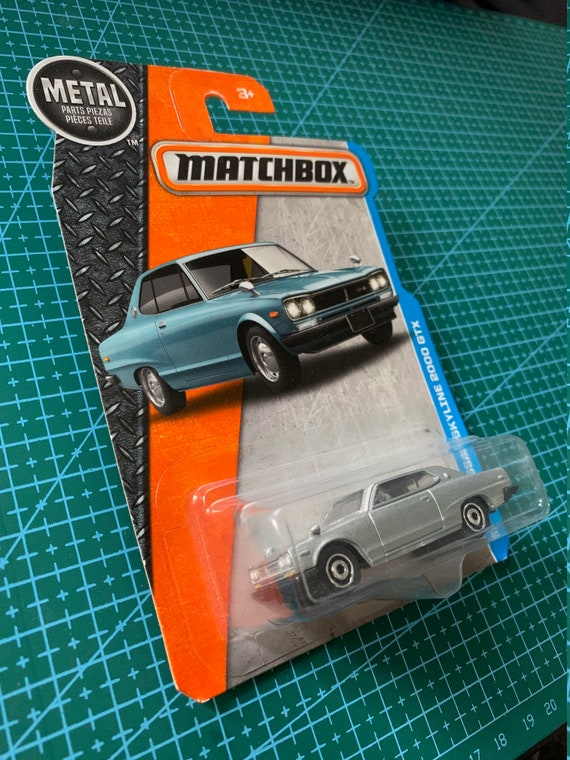 Matchbox 1971 Nissan Skyline 2000 Gtx-silver Long Card -hard Matchbox 1971 Nissan Skyline 2000 Gtx-silver Long Card -hard