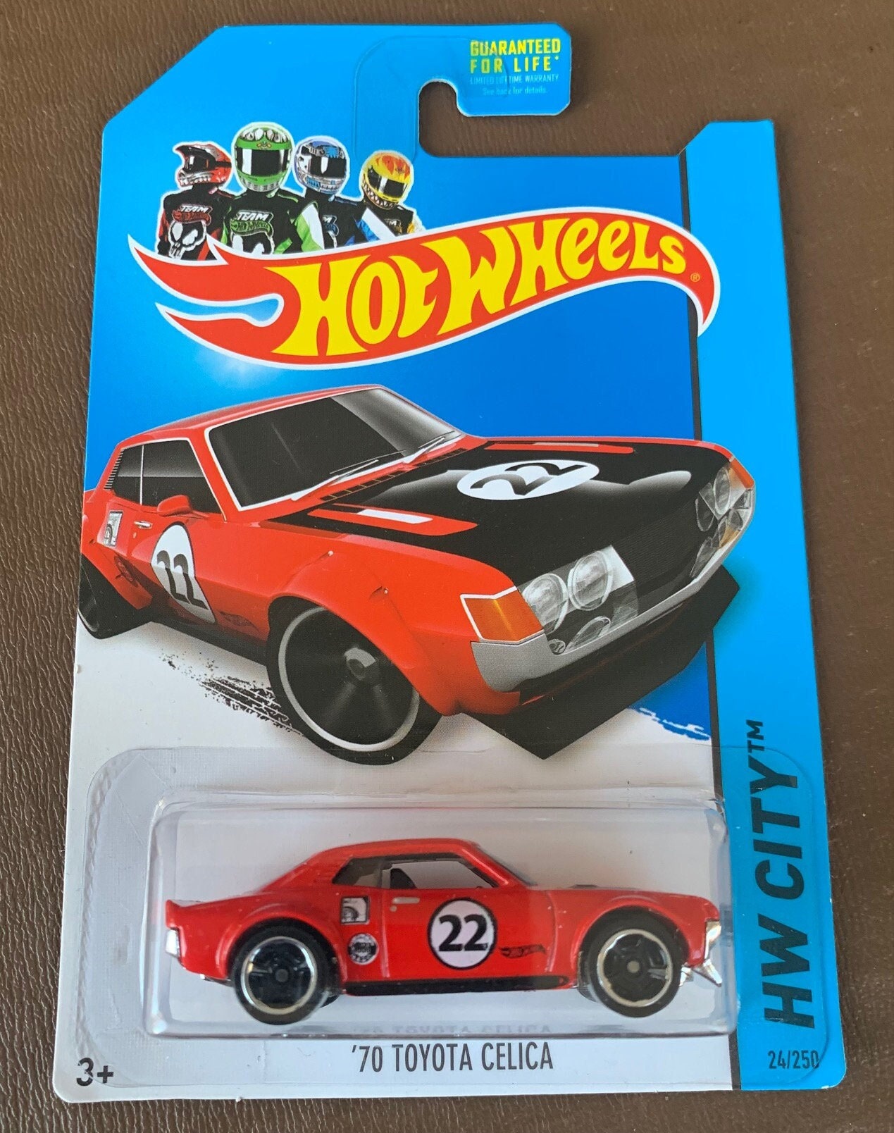 Hot Wheels 1970 Toyota Celica-red-2013 HW City Long Card-hard to