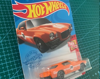 Hot Wheels 1970 Chevy Camaro Rs-orange With White Stripes-now and