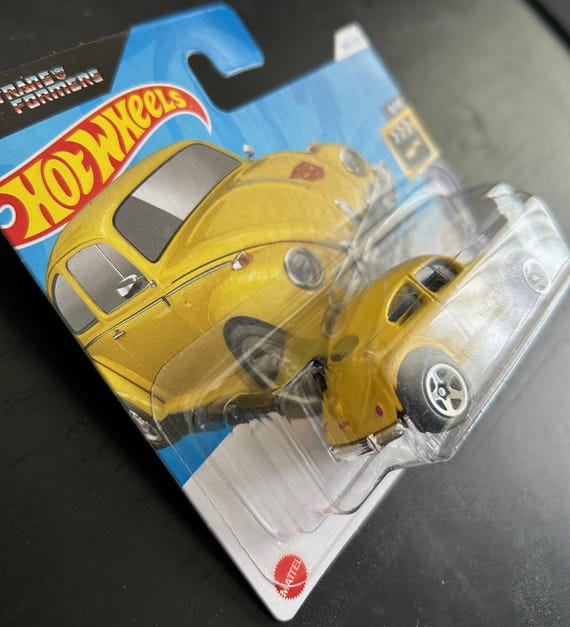 Hot Wheels Volkswagen Classic Beetle-yellow With Black Interior