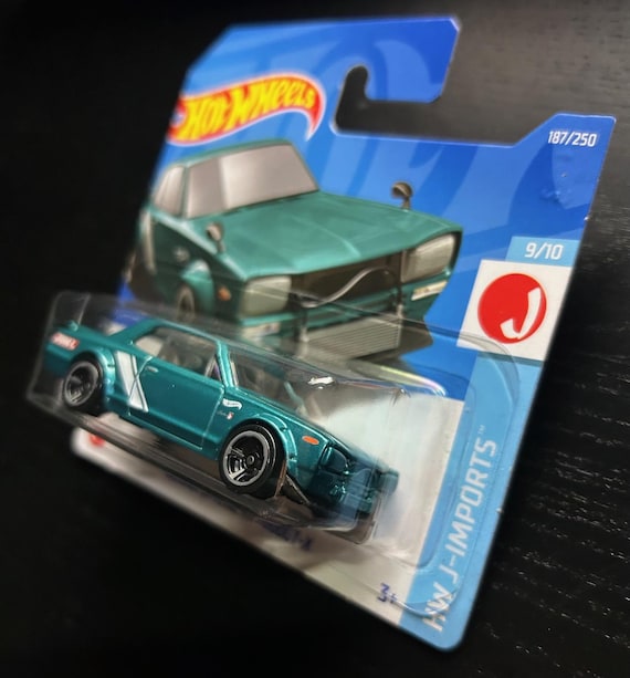 Hot Wheels 1972 Nissan Skyline HT 2000GT-X -teal/green With Black