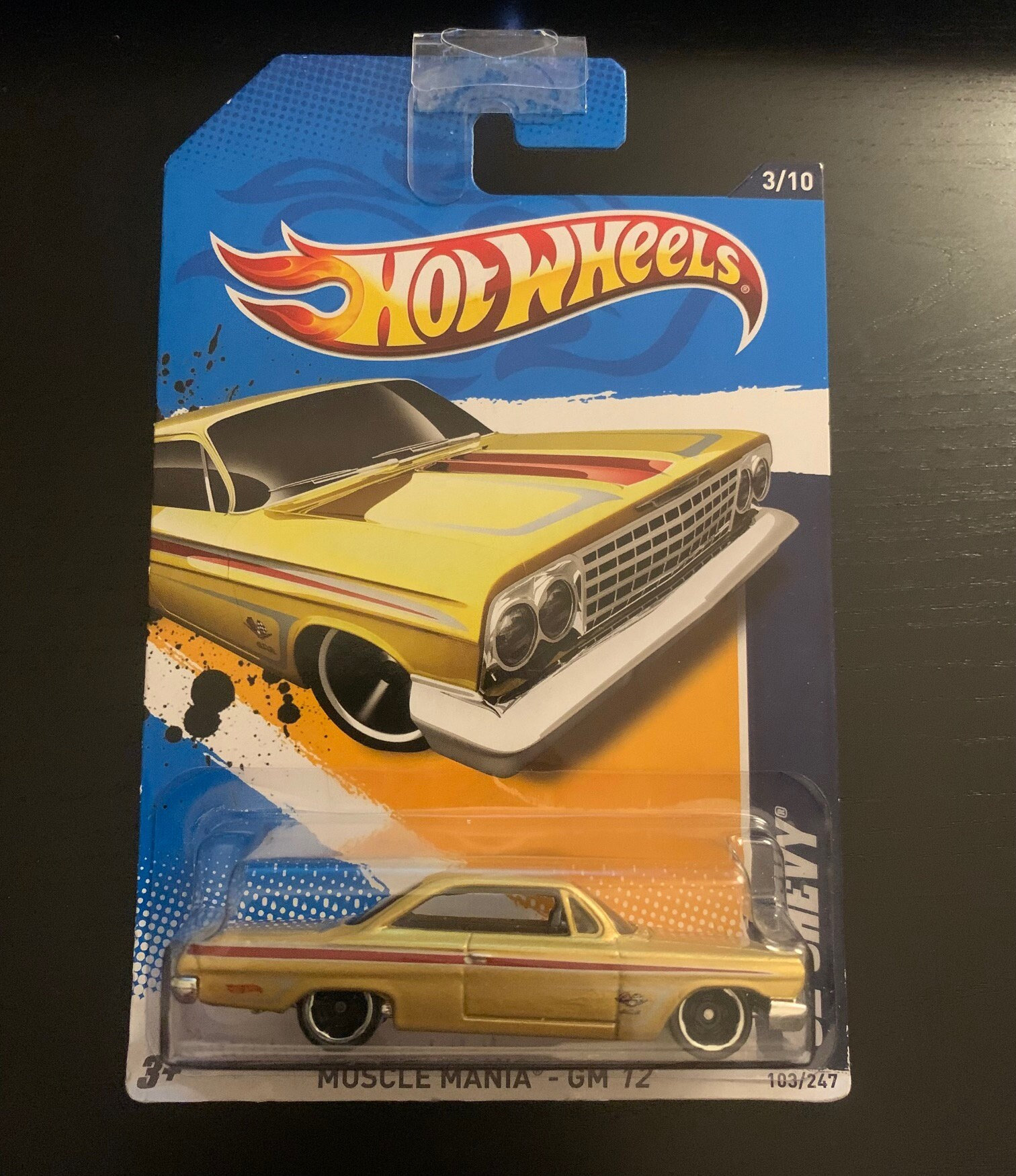 ⭐︎⭐︎レア⭐︎⭐︎ホットウィール '60s MUSCLE CAR COLLECTION Hot Wheels 1962 Chevy-gold With Red Stripe-muscle Mania 2012 Long