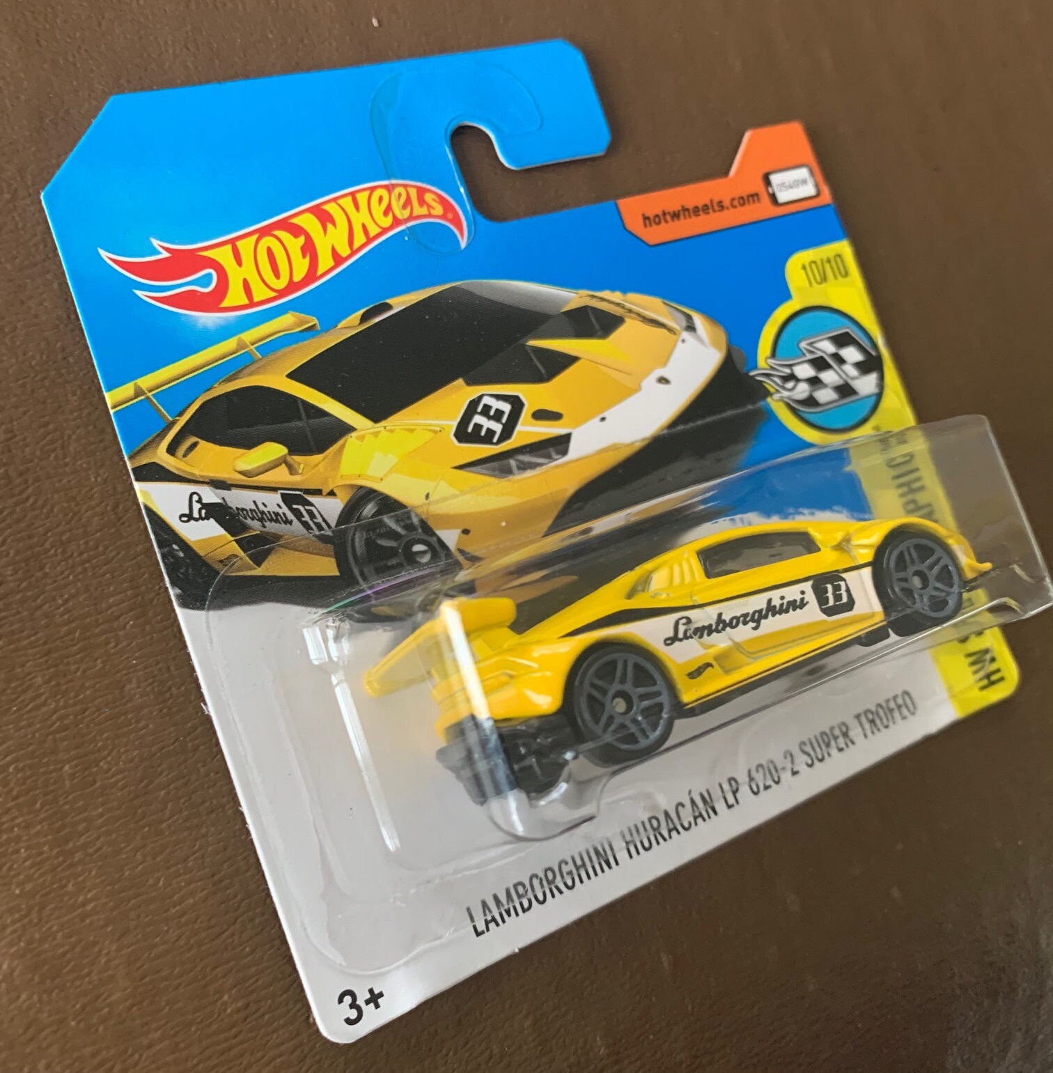 Hot Wheels Lamborghini Huracan LP 620-2 Super Trofeo-yellow