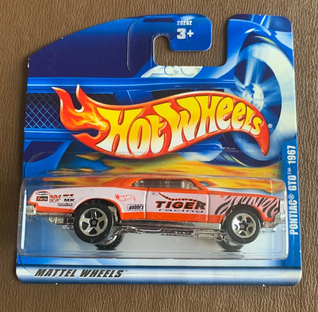 Hot Wheels 1967 Pontiac GTO- Orange With Black Interior-2001