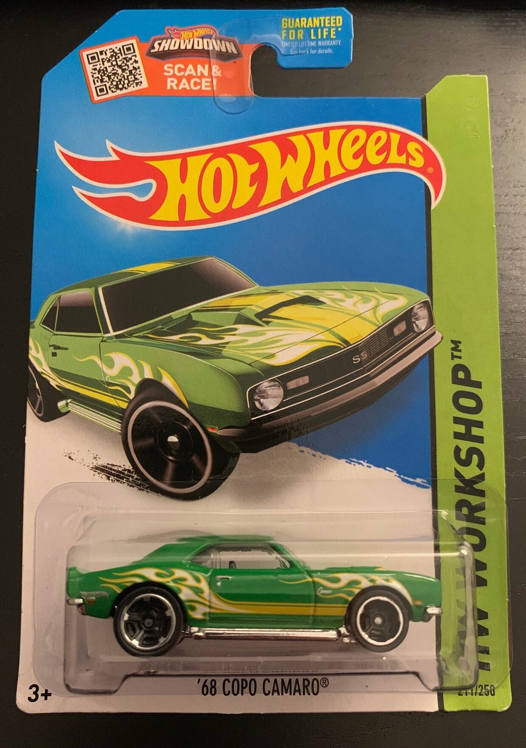 Hot Wheels 1968 Chevrolet COPO Camaro-green With Gold
