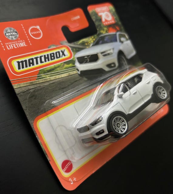 【非売品】VOLVO XC40 ミニカー ホワイト　ディーラー専用　新品未開封 Matchbox Volvo XC40- White With Black Interior-short Card