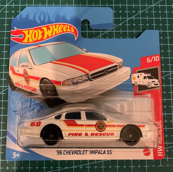 Hot Wheels 1996 Chevrolet Impala Ss-white With Black Wheels