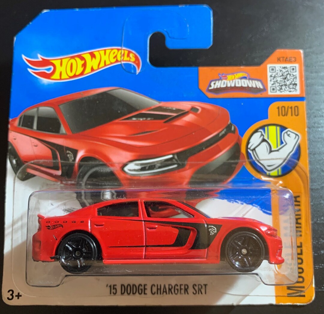 Hot Wheels 2015 Dodge Charger Srt-red With Black Stripes-short