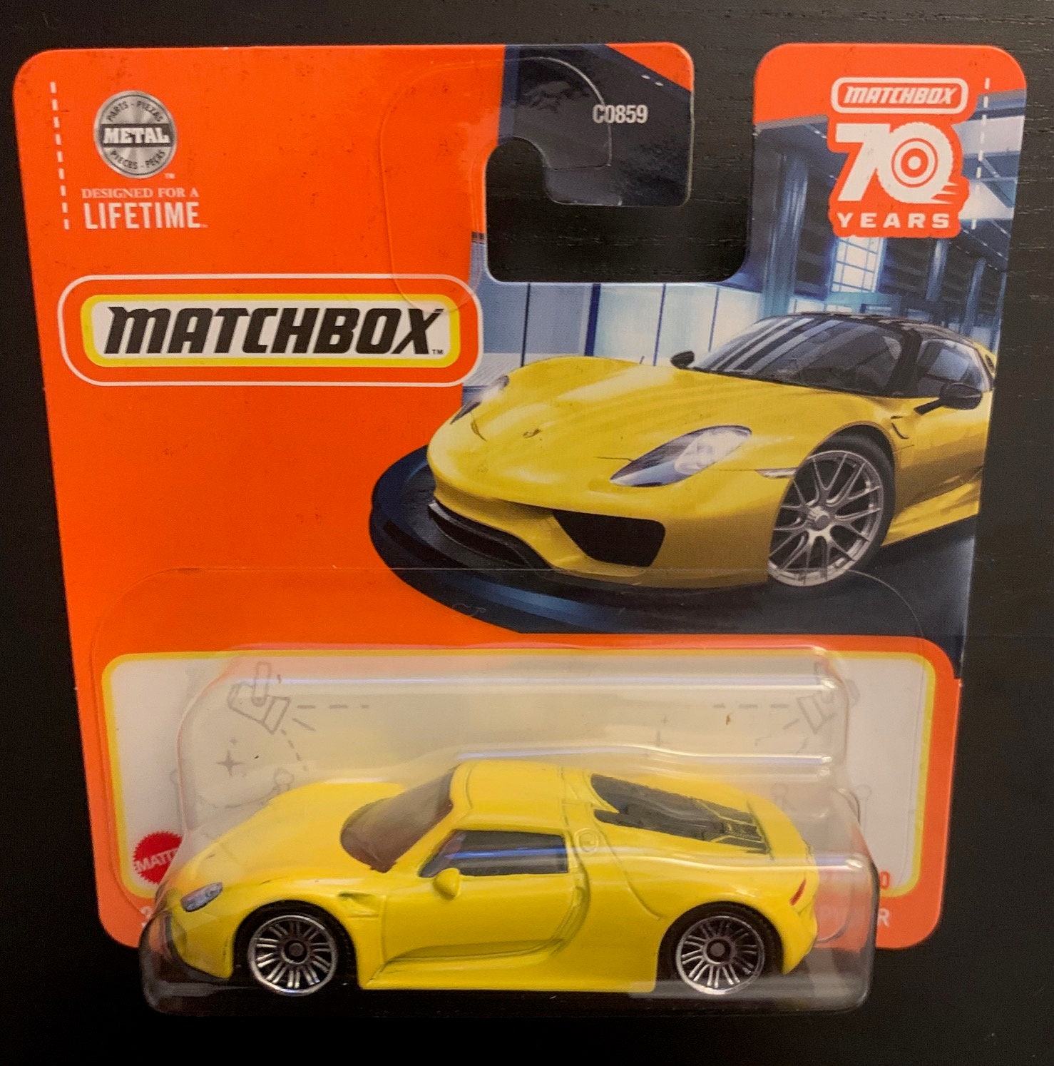 Matchbox Porsche 918 Spyder-yellow With Black Interior-short Card