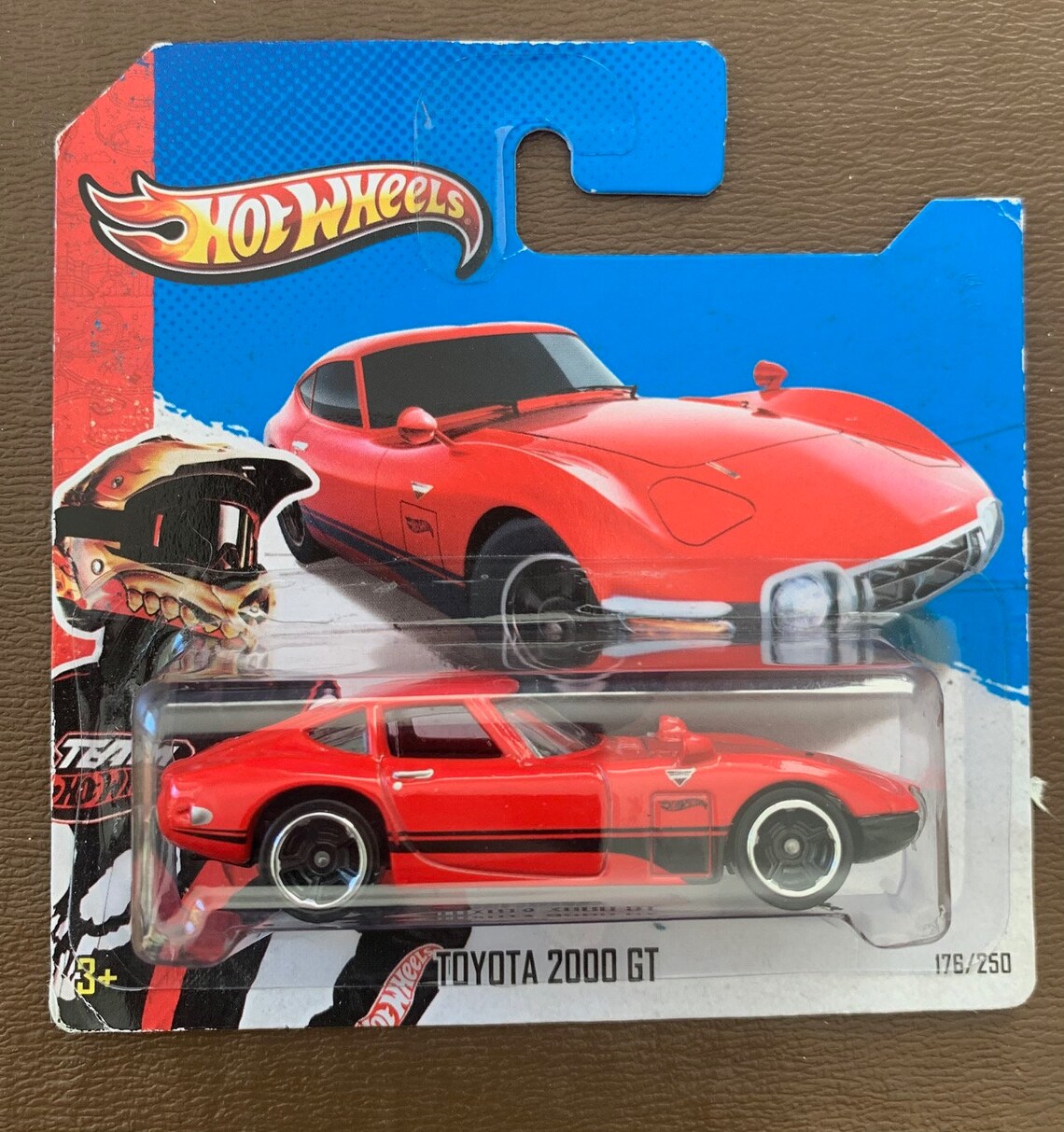 Hot Wheels Toyota 2000 GT-Red-2013 HW Showroom Difícil de encontrar ...
