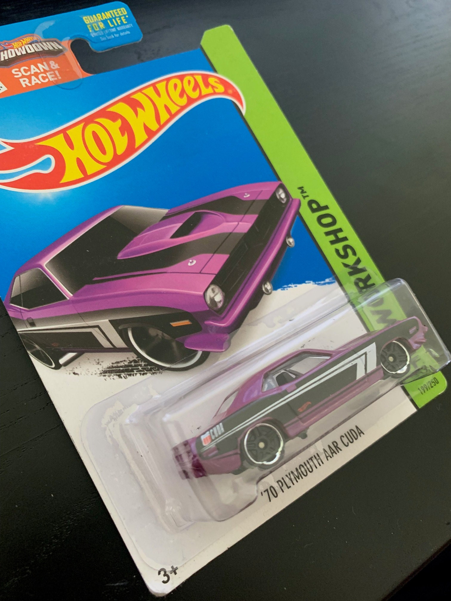Hot Wheels 1970 Plymouth AAR Cuda-purple With Black Interior-2015