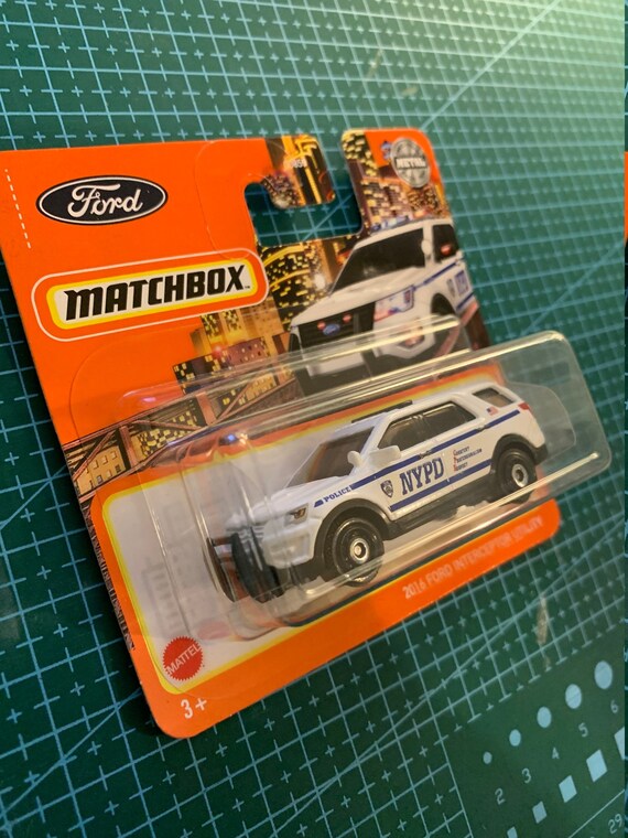 thumbnail image 2 of MATCHBOX - FORD INTERCEPTOR UTILITY POLICE CAR 2016 2 of 11