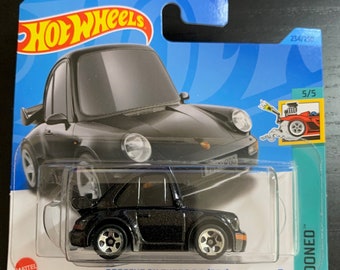 Hot Wheels Porsche 911 Turbo 3.6-(964)- Black-tooned Version-short