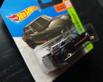 Hot Wheels Nissan Skyline H/T 2000GT-X - Black With Gold Wheels