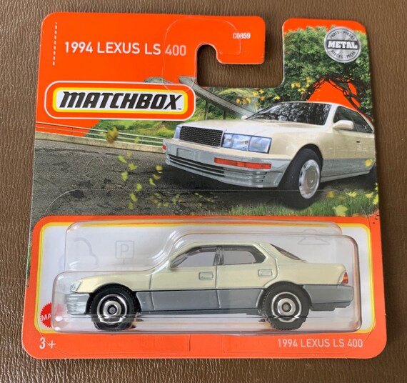 Matchbox 1994 Lexus LS 400-creme/silver With Grey Interior-mbx