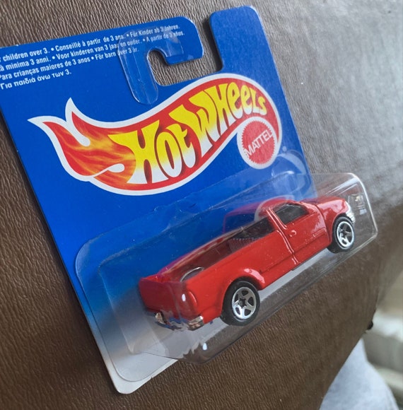 Carrinho Hot Wheels - Porsche 934.5 - Mattel