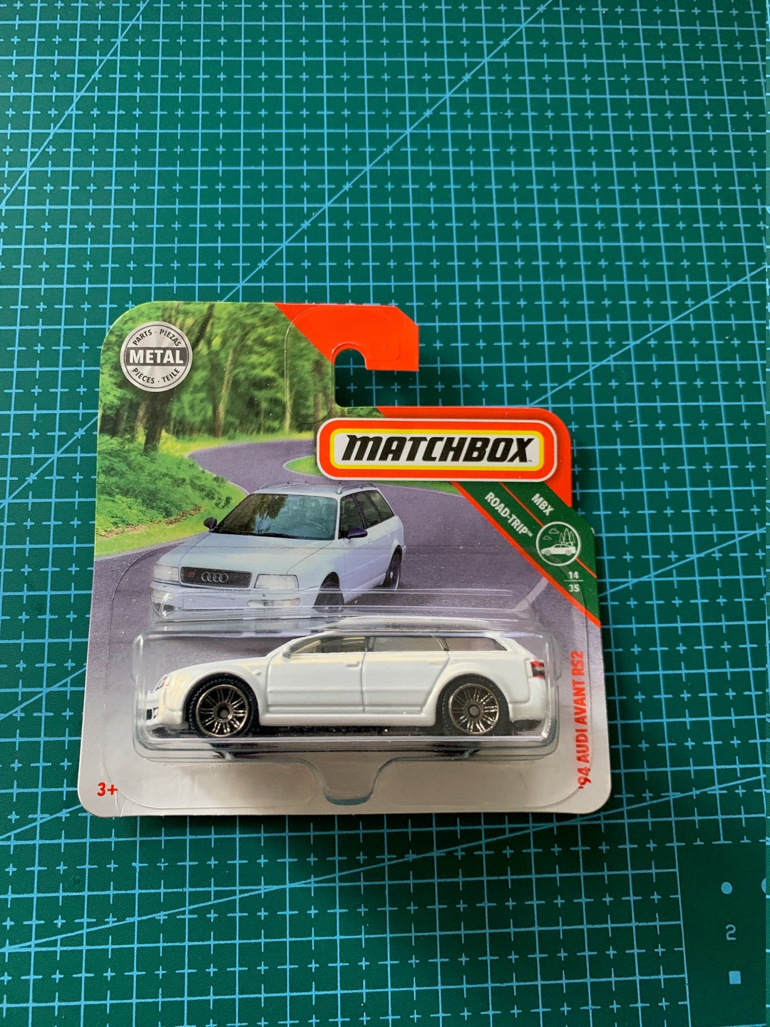 ミニー アールビバン Matchbox 1994 Audi Avant Rs2-pearl White-2018 MBX Road Trip Short