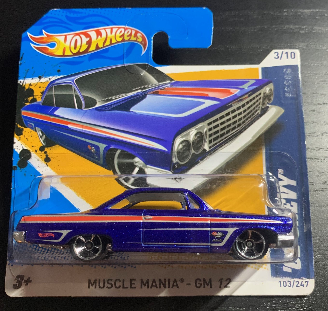 Hot Wheels 2012 Muscle Mania - GM '62 Chevy Bel Air Blue #103/247, 1:64 Scale Die-Cast Car - View #3