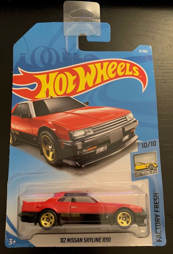 ホットウィール 1982 日産スカイライン R30 - レッド/ブラック